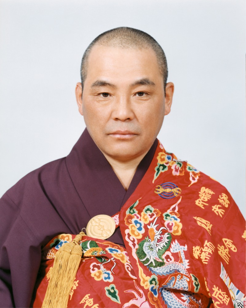 천태종 도용 종정 예하(공식 보도용).jpg