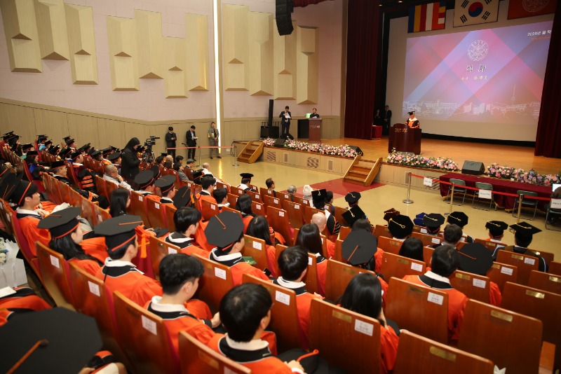 2. 동국대학교 2026 봄 학위수여식 현장사진.jpg